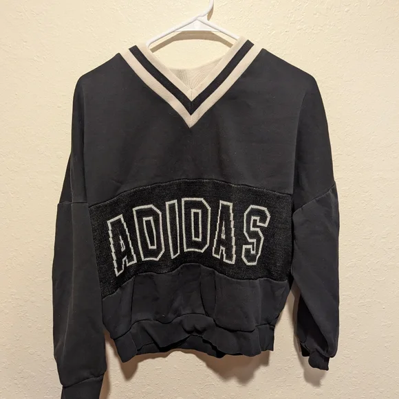 Adidas Women’s Black Spell-Out Sweatshirt Size Small Vneck Varsity - Picture 1 of 6